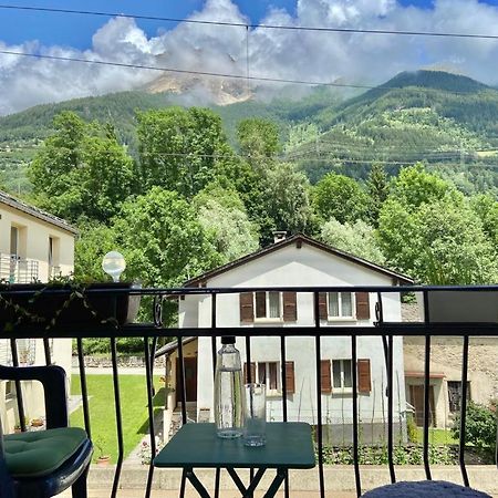 Bed and Breakfast Chasa Sassalbo Poschiavo Exterior foto