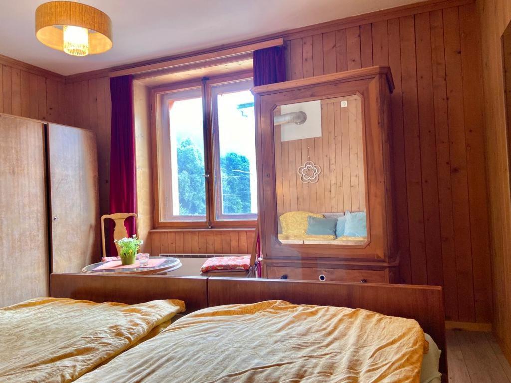 Bed and Breakfast Chasa Sassalbo Poschiavo Exterior foto